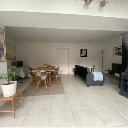Elegant Calme Et Spacieux Avec Jardin