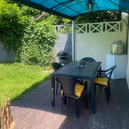 Elegant Calme Et Spacieux Avec Jardin